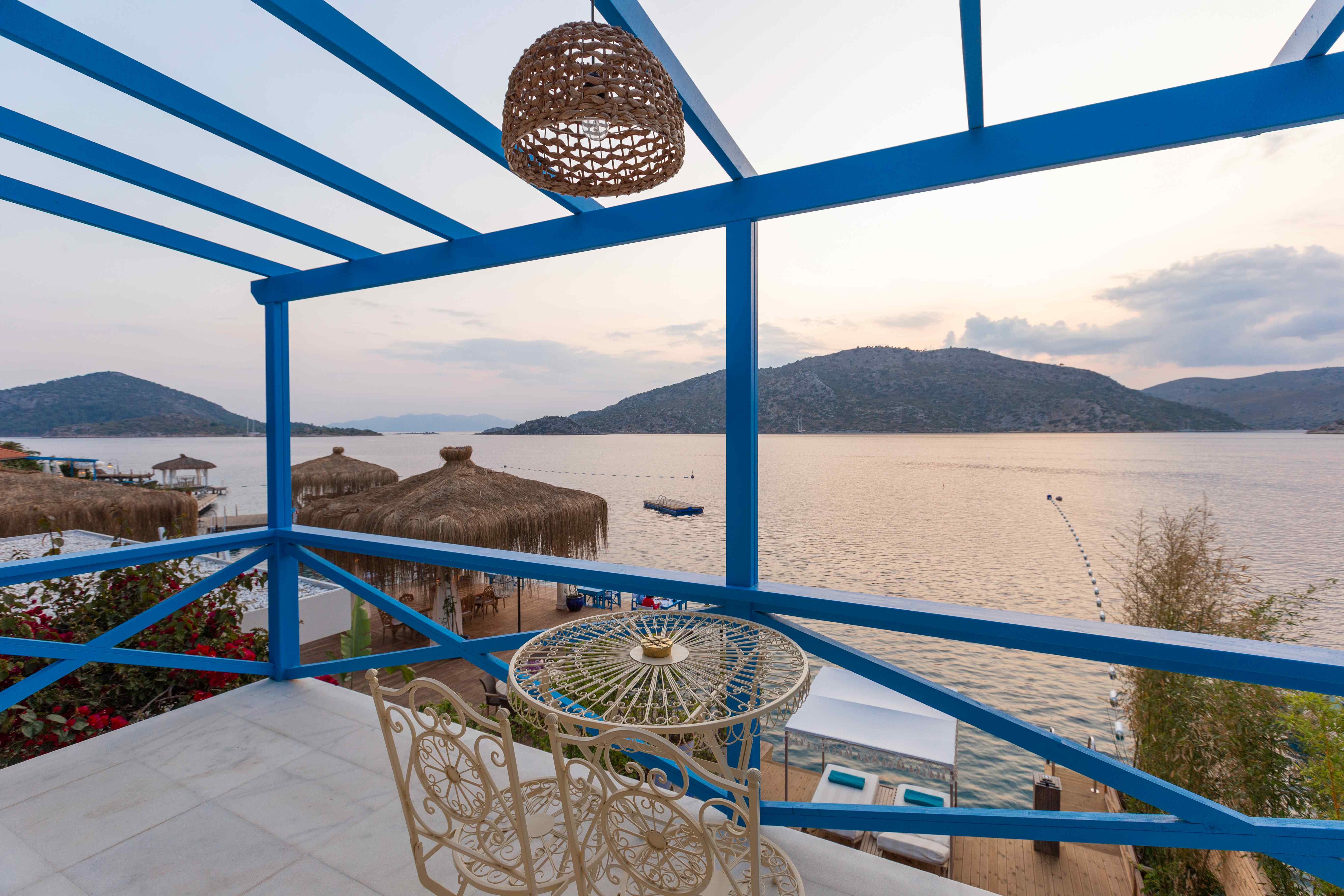 Özel Havuzlu Signature Suite (Lotus)