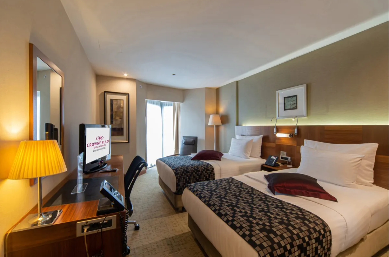 Crowne Plaza İstanbul Harbiye · 6
