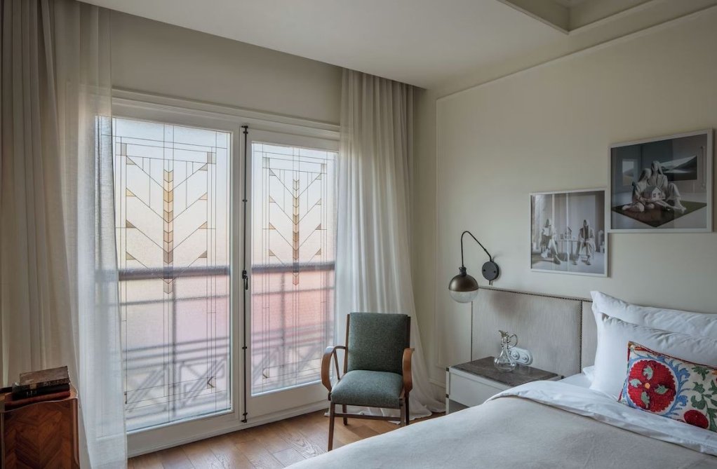 Hovagimyan Hotel and Suites · 21