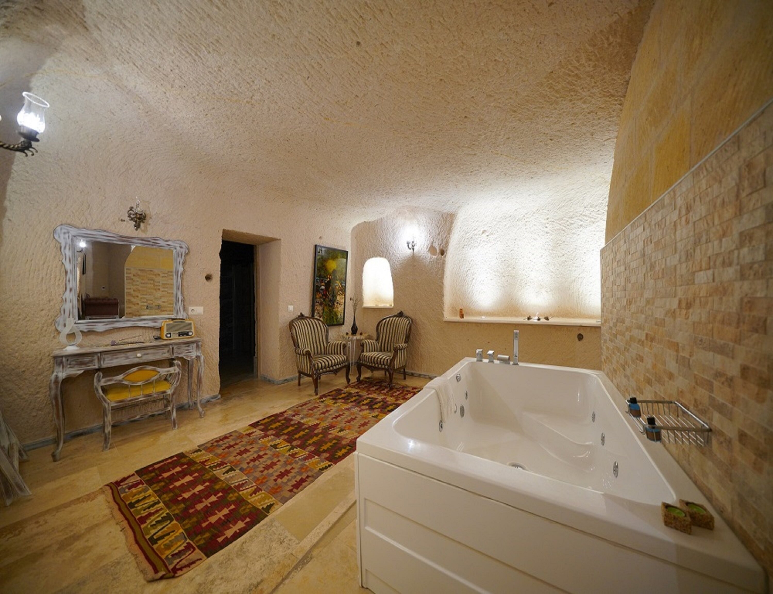 Karlık Cave Suite
