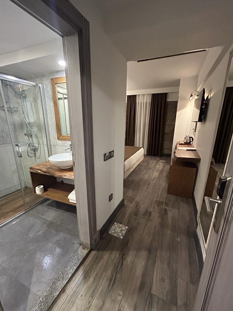 Assos Troy Port Hotel