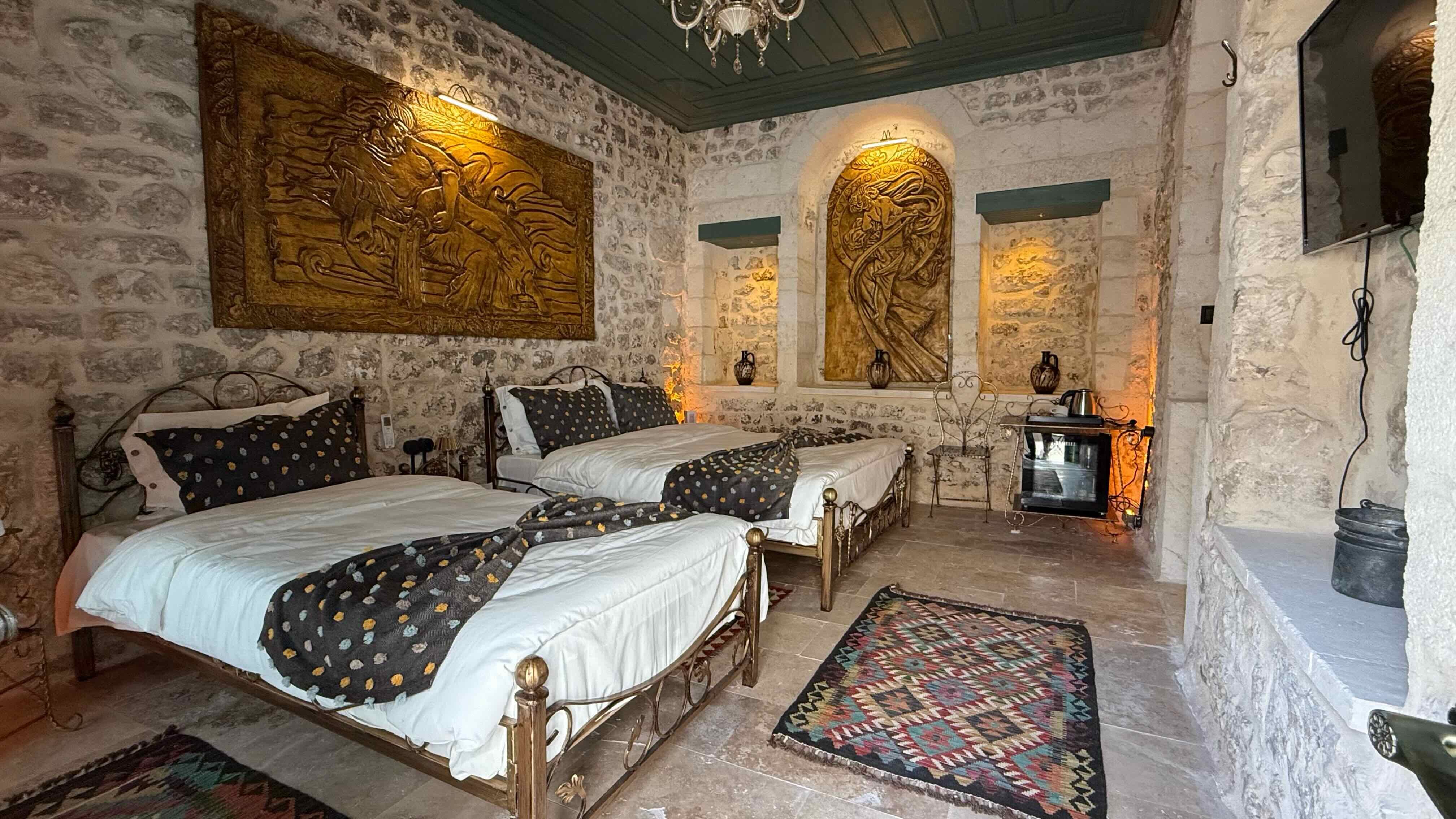Deluxe 3 Kişilik Oda 203