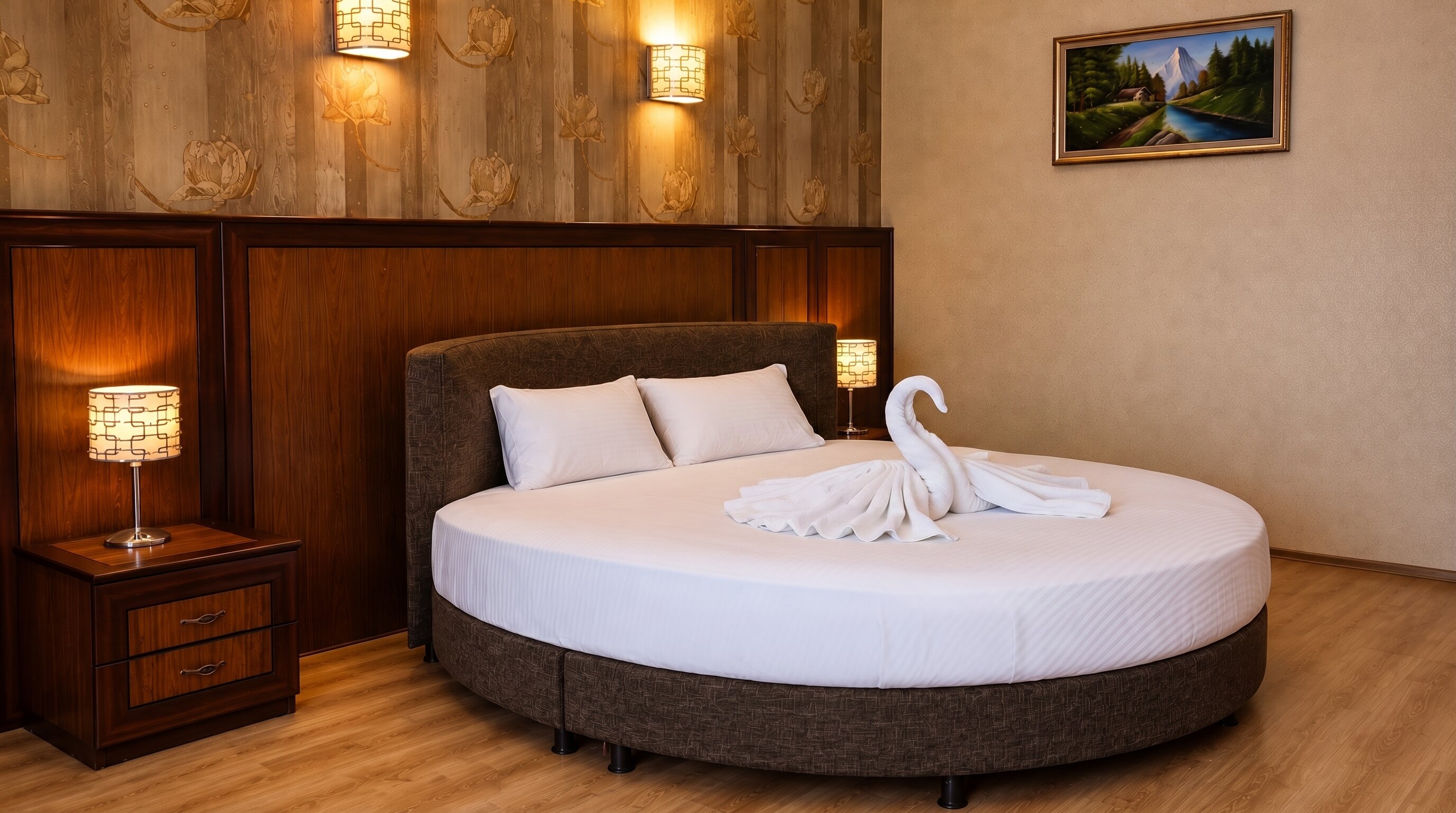 Deluxe Suite Room