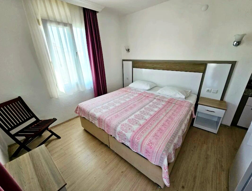 Studio Room