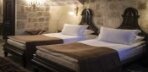 Junior Cave Suite with Bathtub and Fireplace  Görseli