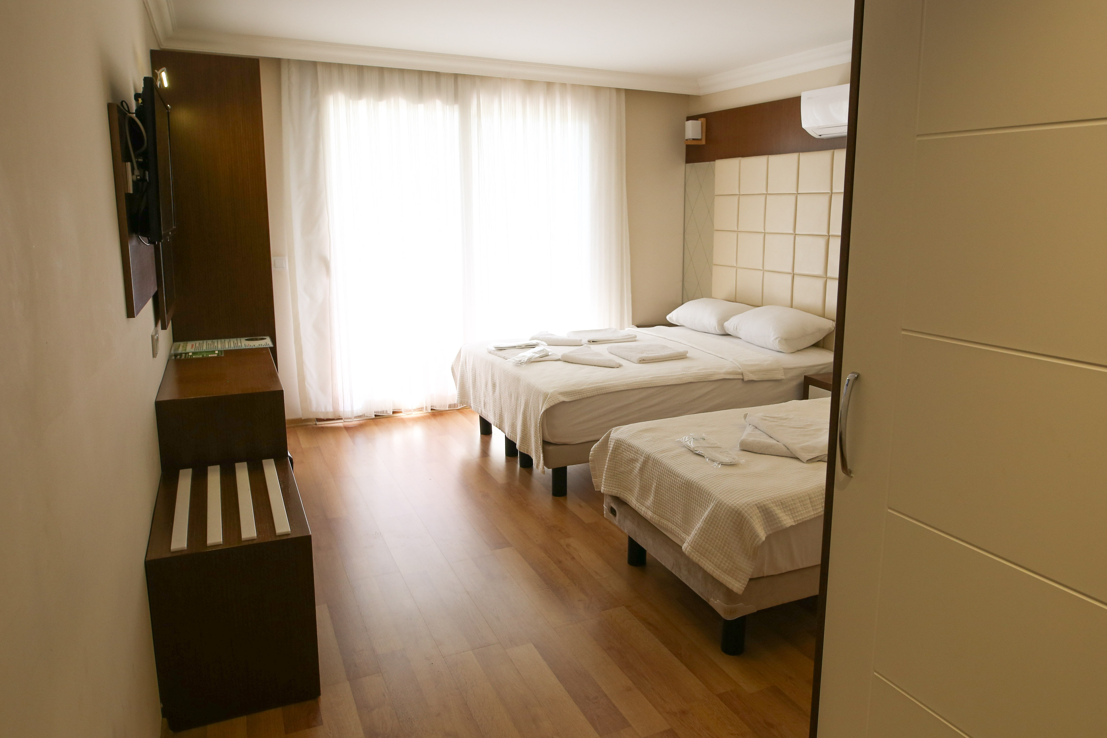 Yuvarlakçay Çınar Otel · 8