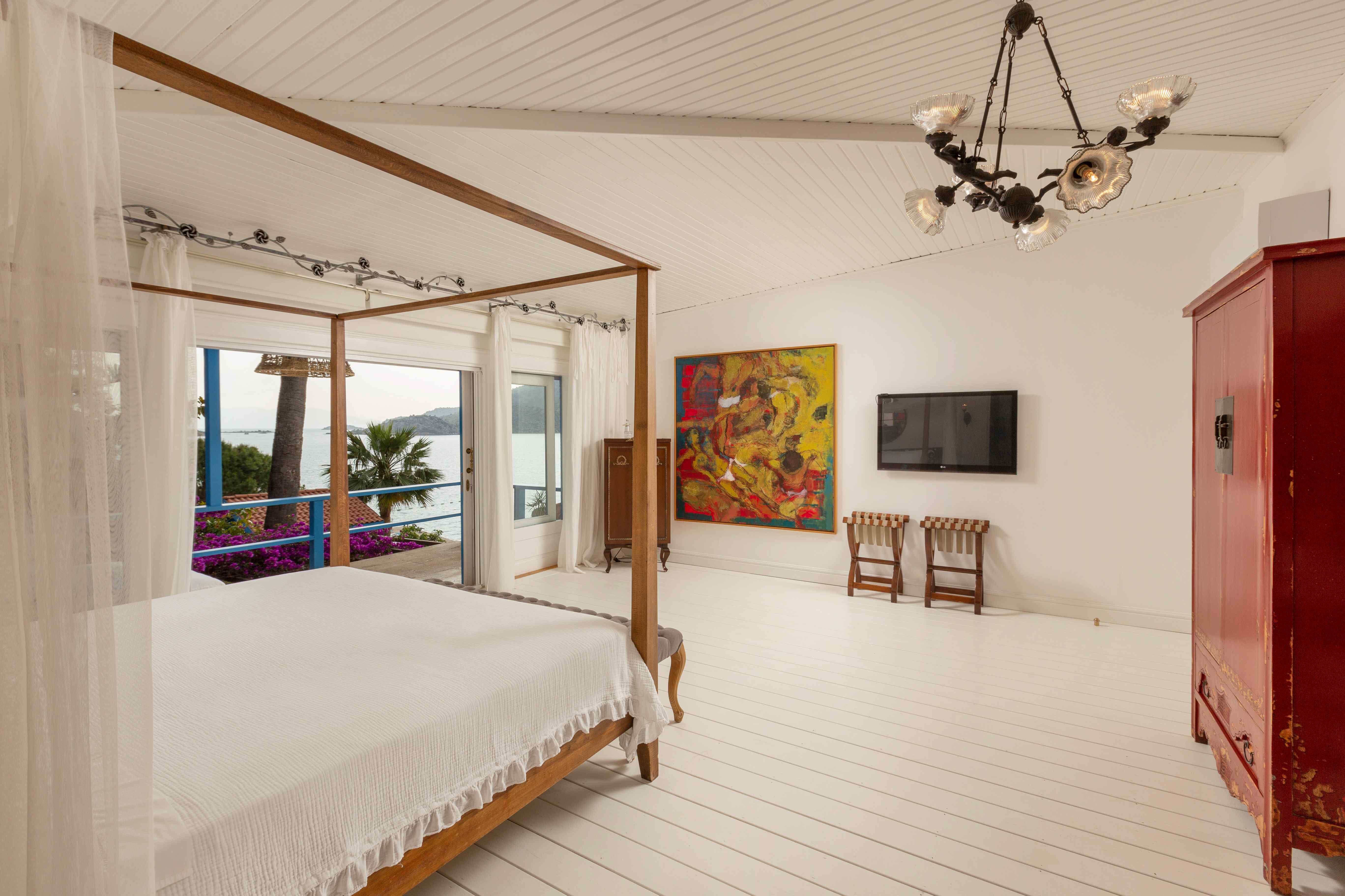 Luxury Suite (Zambak)