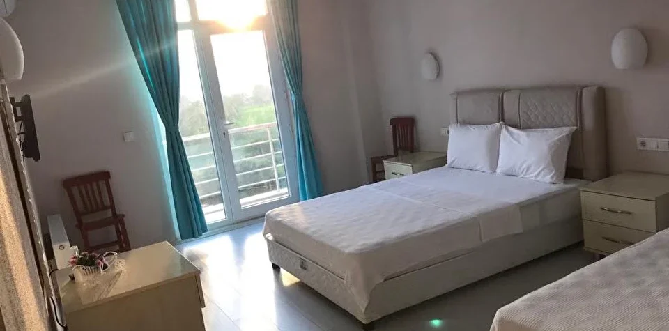 Deniz ve Yunan Adaları Manzaralı Standart Oda