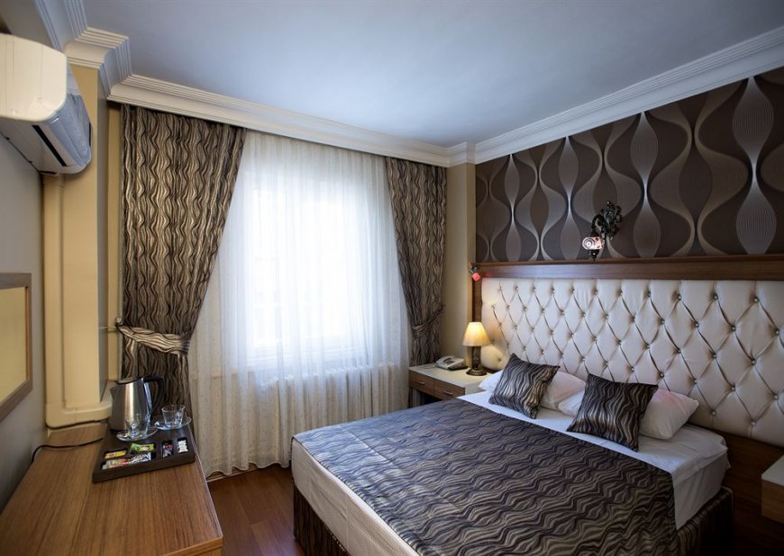 Şirin Otel Kadıköy