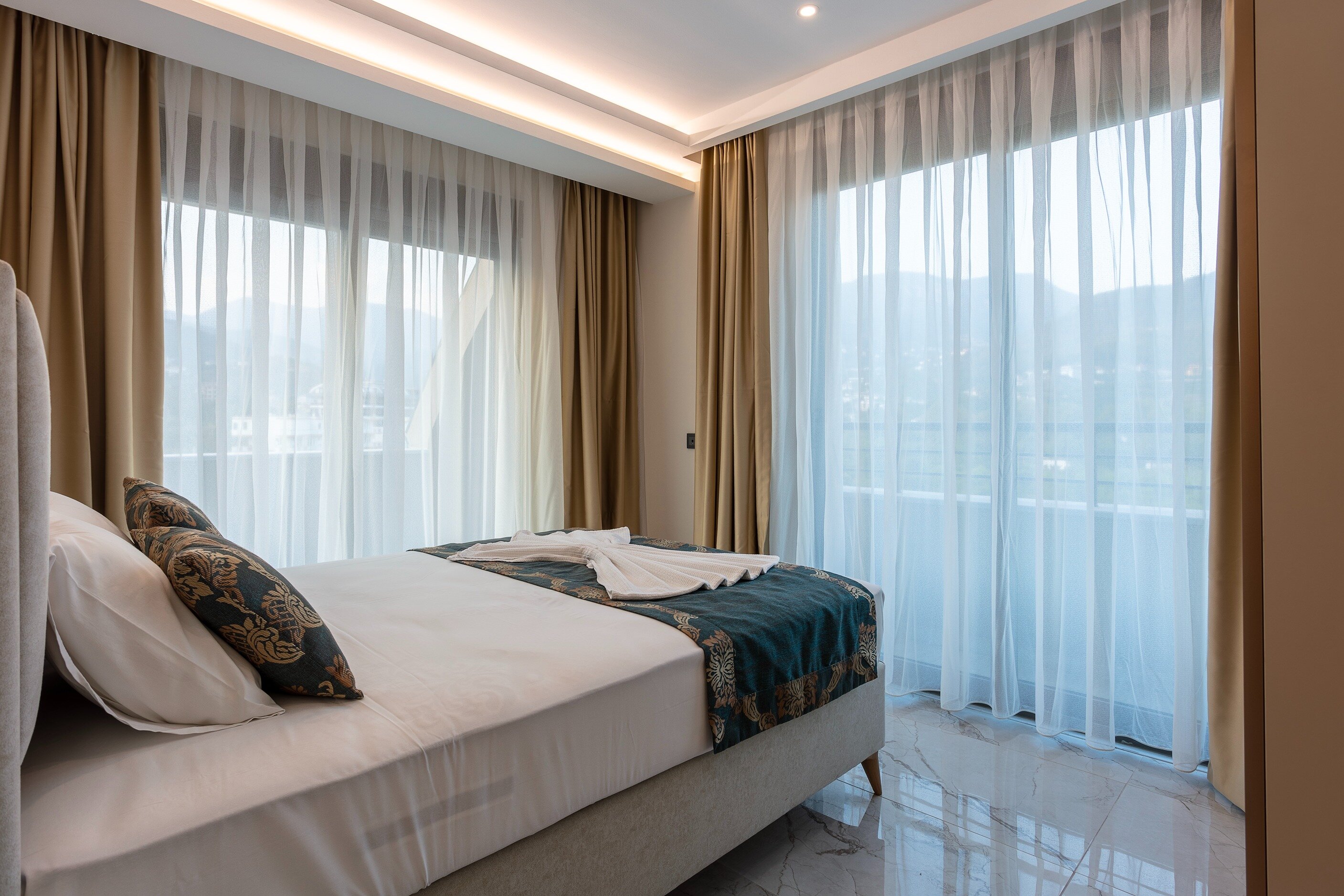 Deluxe Suite