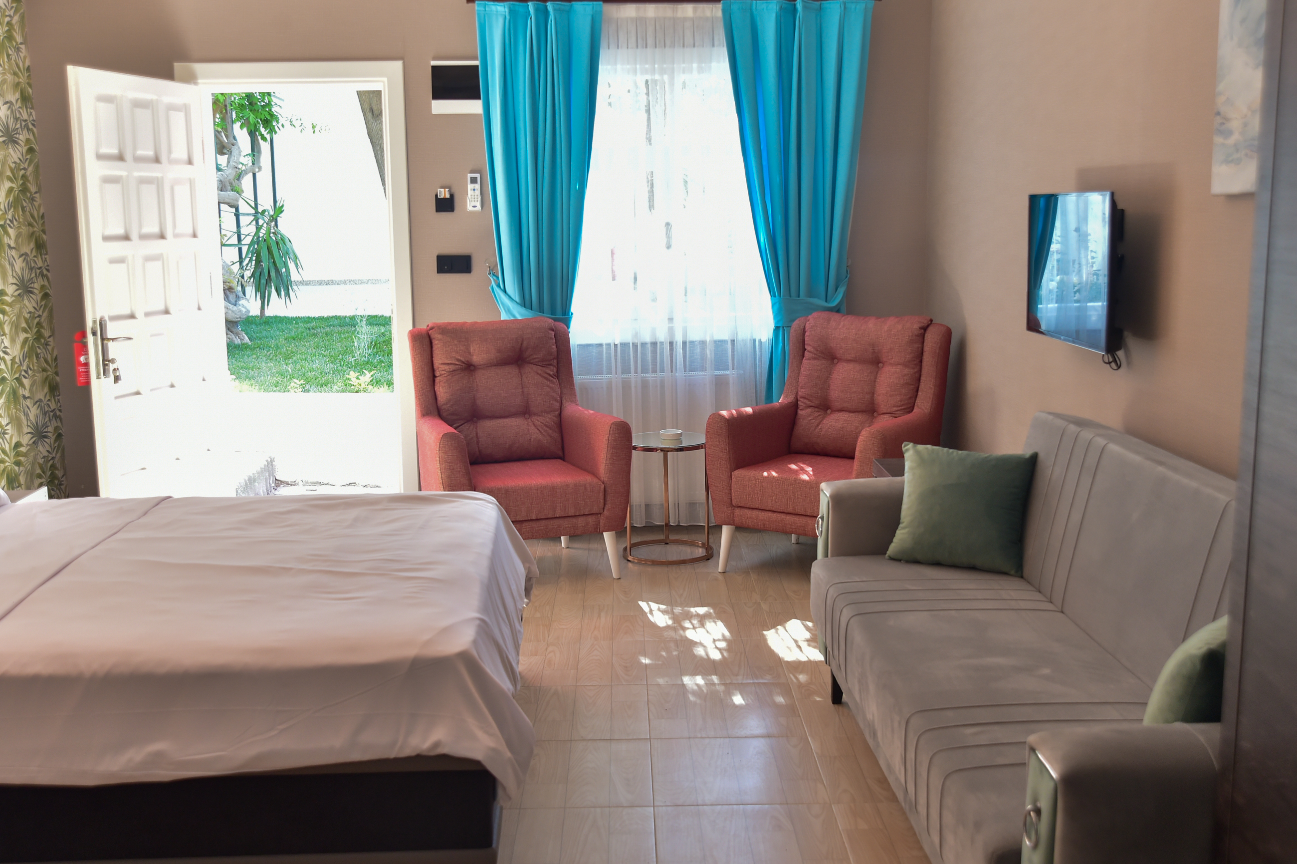 Standard Room (3 Person)