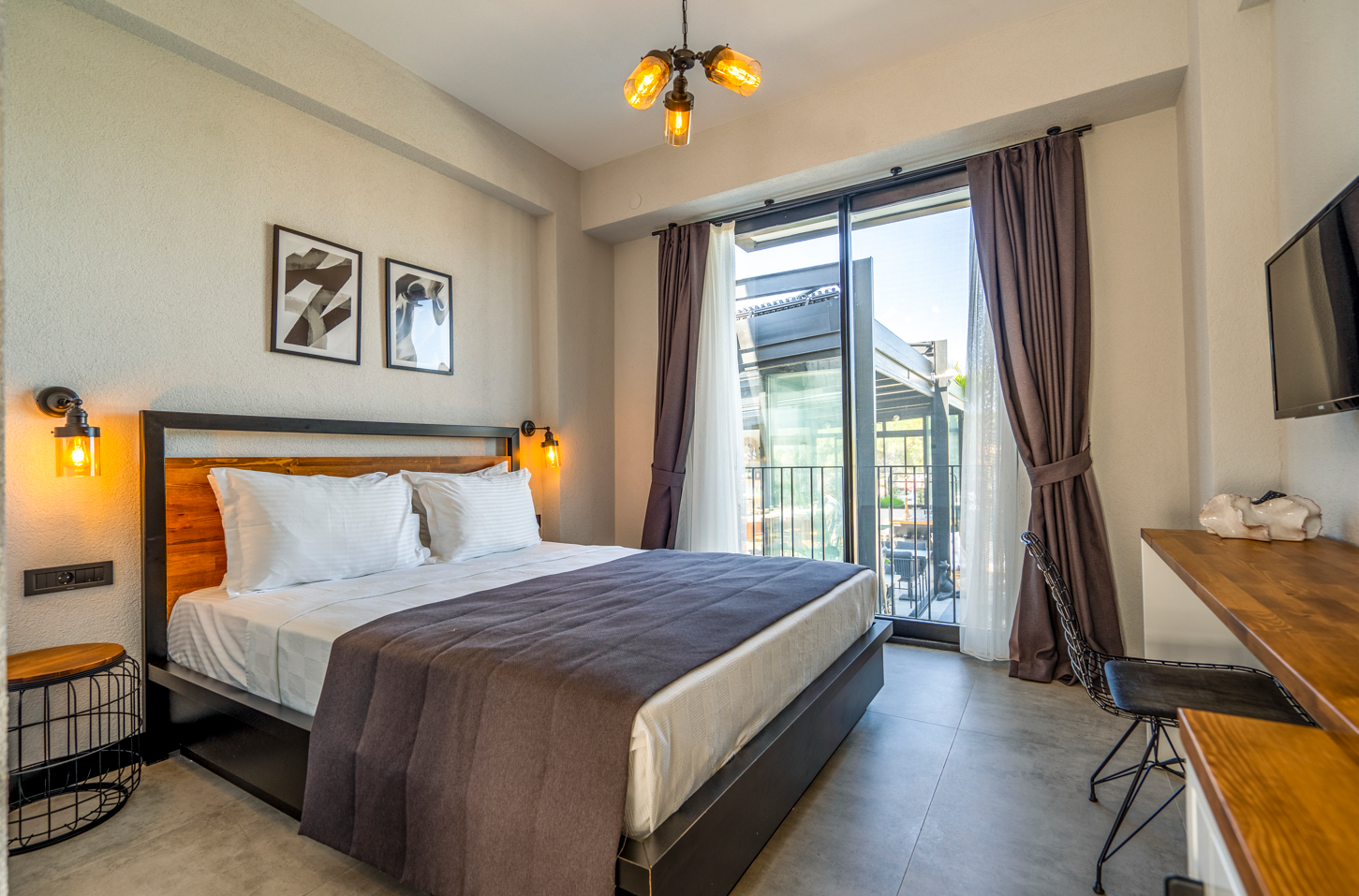 Balkonlu Oda (Balkonlu)