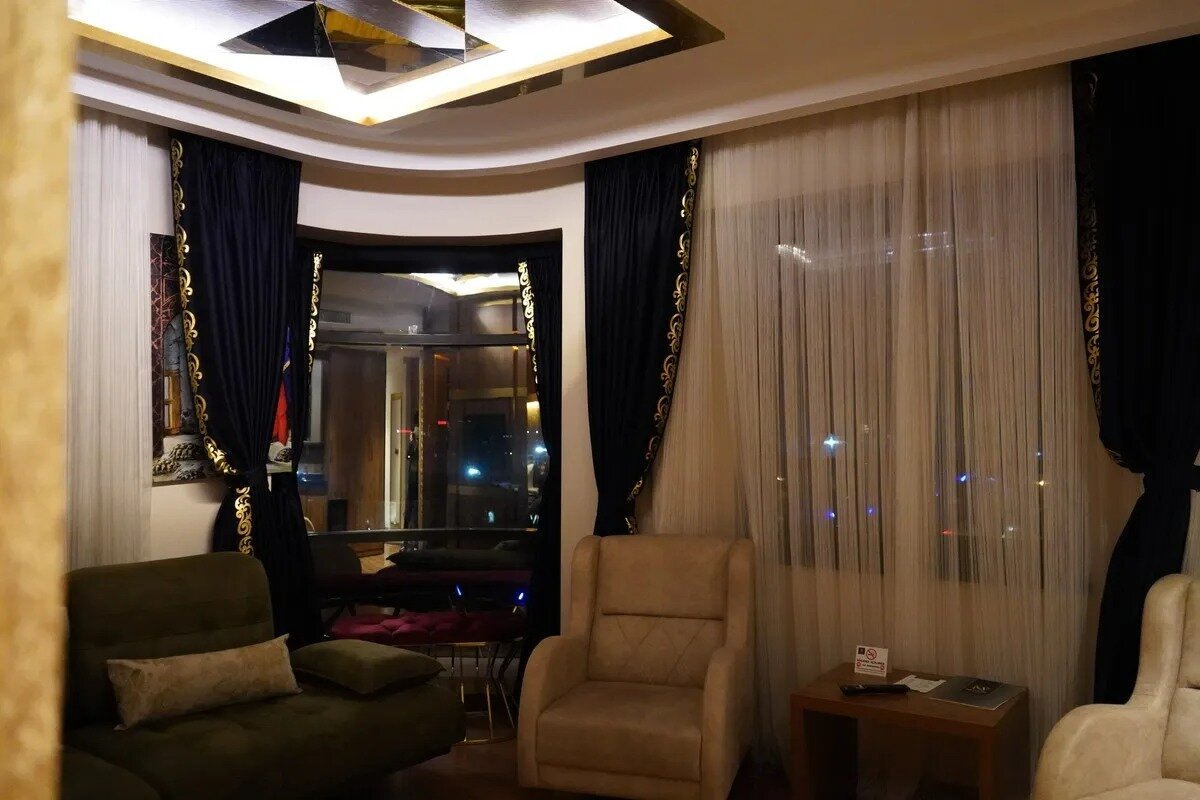 NewWay Hotel