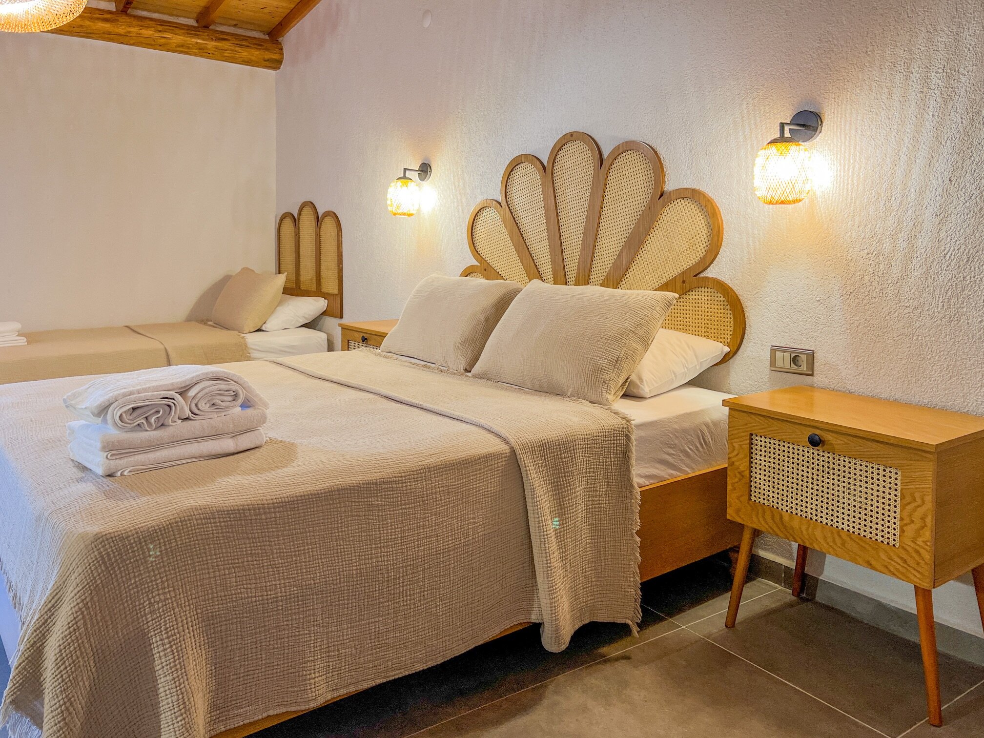 Parla Otel Küçükköy