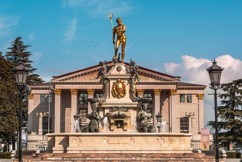 Uçaklı Butik Karadeniz ve Batum Turu 2 Gece Otel Konaklamalı (1 Gece Batum) THY ile Rize Gidiş Trabzon Dönüş İstanbul Çıkışlı 1 Mayıs Özel