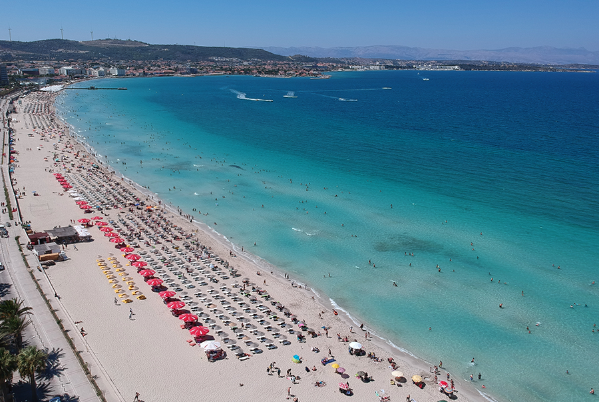 Taş Sokaklardan Ege Plajlarına İzmir Çeşme Alaçatı Foça Dikili Turu 1 Gece İstanbul Bursa Çıkışlı