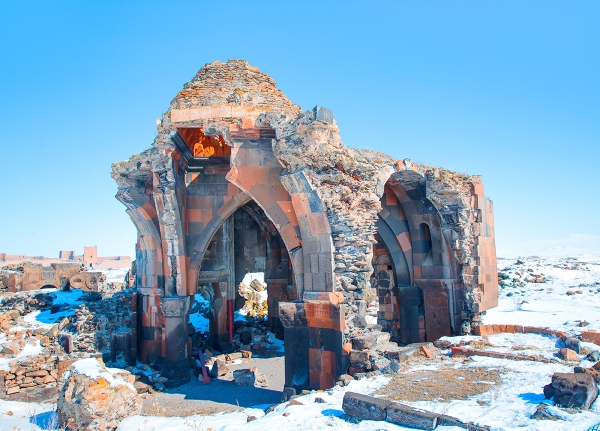 Ankara Çıkışlı Turistik Doğu Ekspresi Ajet ile Kars Turu 2 Gece Otel 1 Gece Tren Konaklamalı (Ankara-Kars yönü)