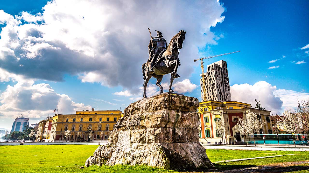 Panorama Rumeli Turu - Kosova & Makedonya & Arnavutluk - (PRN-TİA) Pegasus Havayolları İle 4 Gece  