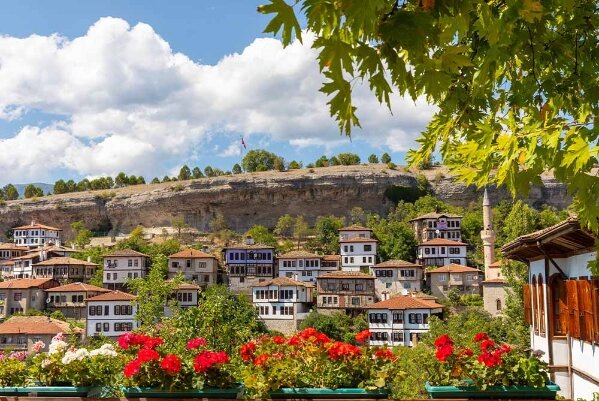 Safranbolu Amasra Abant Turu 1 Gece Otel Konaklamalı İstanbul Çıkışlı 29 Ekim Özel