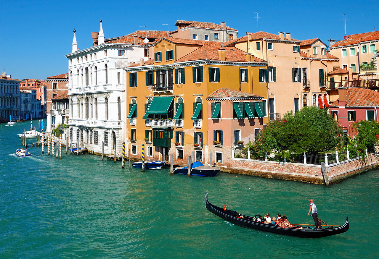 Büyük İtalya Ekspres Turu -(FCO-BLQ)- Pegasus Havayolları İle 5 Gece	