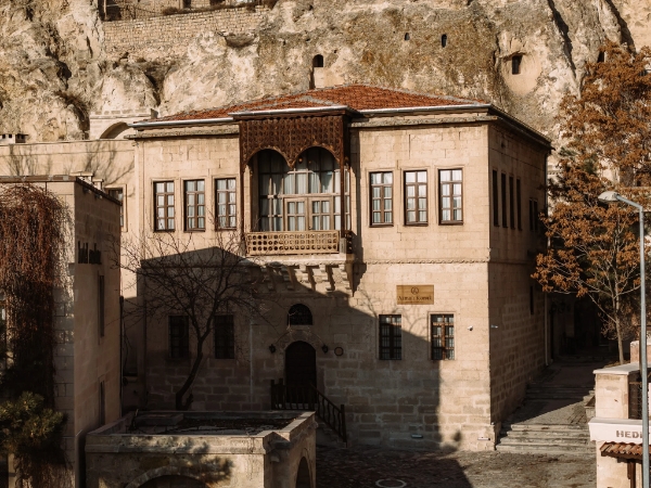 Exclusive Uçaklı Kapadokya Turu Thy ile 2 Gece Asmalı Konak Cave Suites Konaklamalı İstanbul Çıkışlı