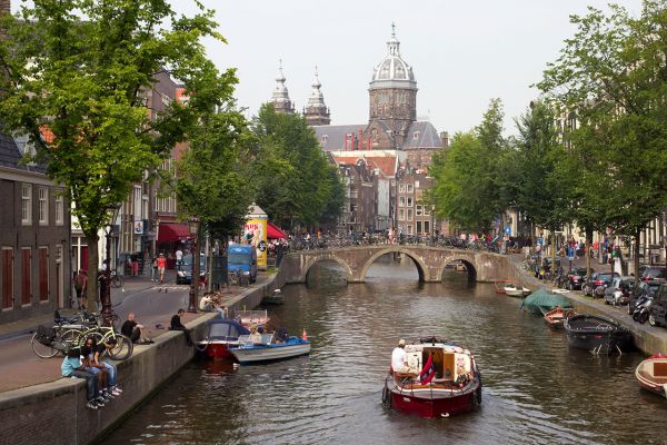 Amsterdam Turu Pegasus Havayolları İle 3 Gece (AMS-AMS)