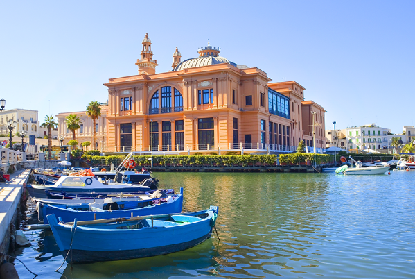 Güney İtalya Turu (Amalfi Kıyıları & Bari Puglia) 5 Gece Türk Hava Yolları ile (BRI-NAP)