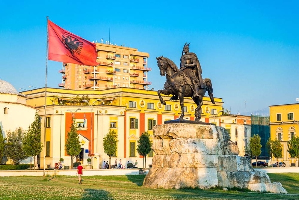 Balkan Üçlüsü Air Albania Havayolları ile 3 Gece (TIA-TIA)