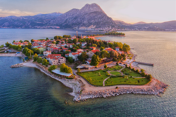 Isparta Gül Hasadı ve Salda Gölü Turu 1 Gece Konaklama Bursa Çıkışlı