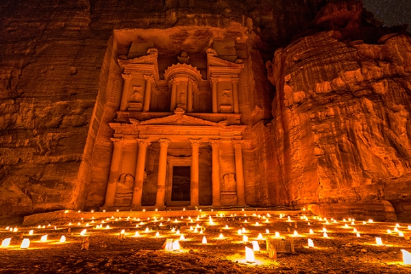 Elegant Ürdün & Petra Turu Türk Havayolları İle 4 Gece (AMM-AQJ)