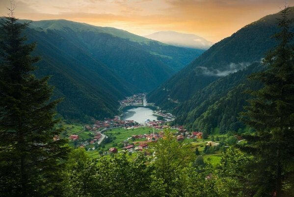 Gürcistan ve Doğu Karadeniz Turu 6 Gece (2 Gece Tiflis ve 1 Gece Batum) Ajet ile İstanbul çıkışlı Trabzon Başlar