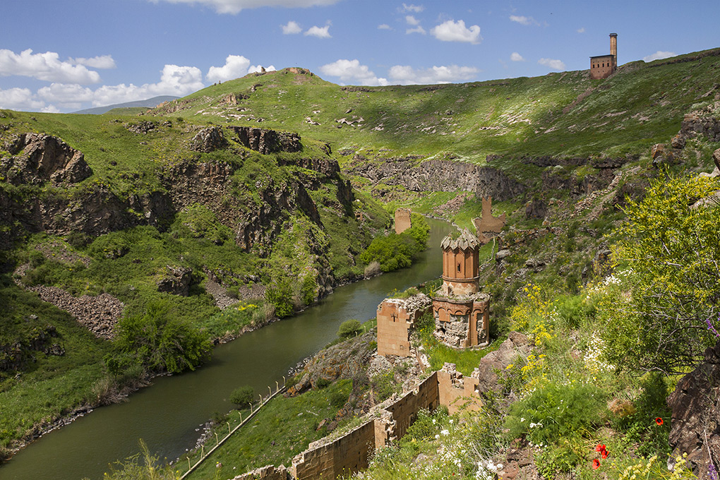 Turistik Doğu Ekspresi Ajet ile Kars Turu 2 Gece Otel 1 Gece Tren Konaklamalı İstanbul Çıkışlı (Ankara-Kars yönü) Sömestir Özel