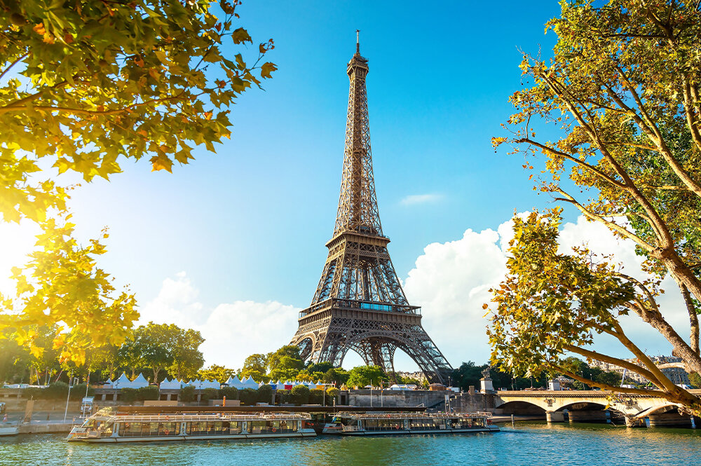 Paris & Disneyland Rüyası Turu - İzmir Hareketli - Sunexpress Havayolları ile 4 Gece