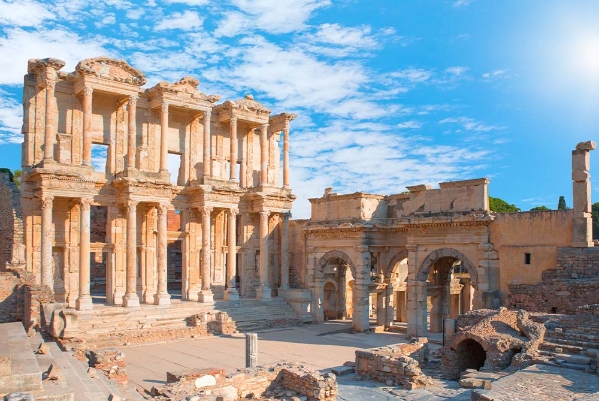 Kuşadası Çeşme Pamukkale Turu 2 Gece Otel Konaklamalı Yaz Dönemi İstanbul Bursa Çıkışlı Kurban Bayramı Özel